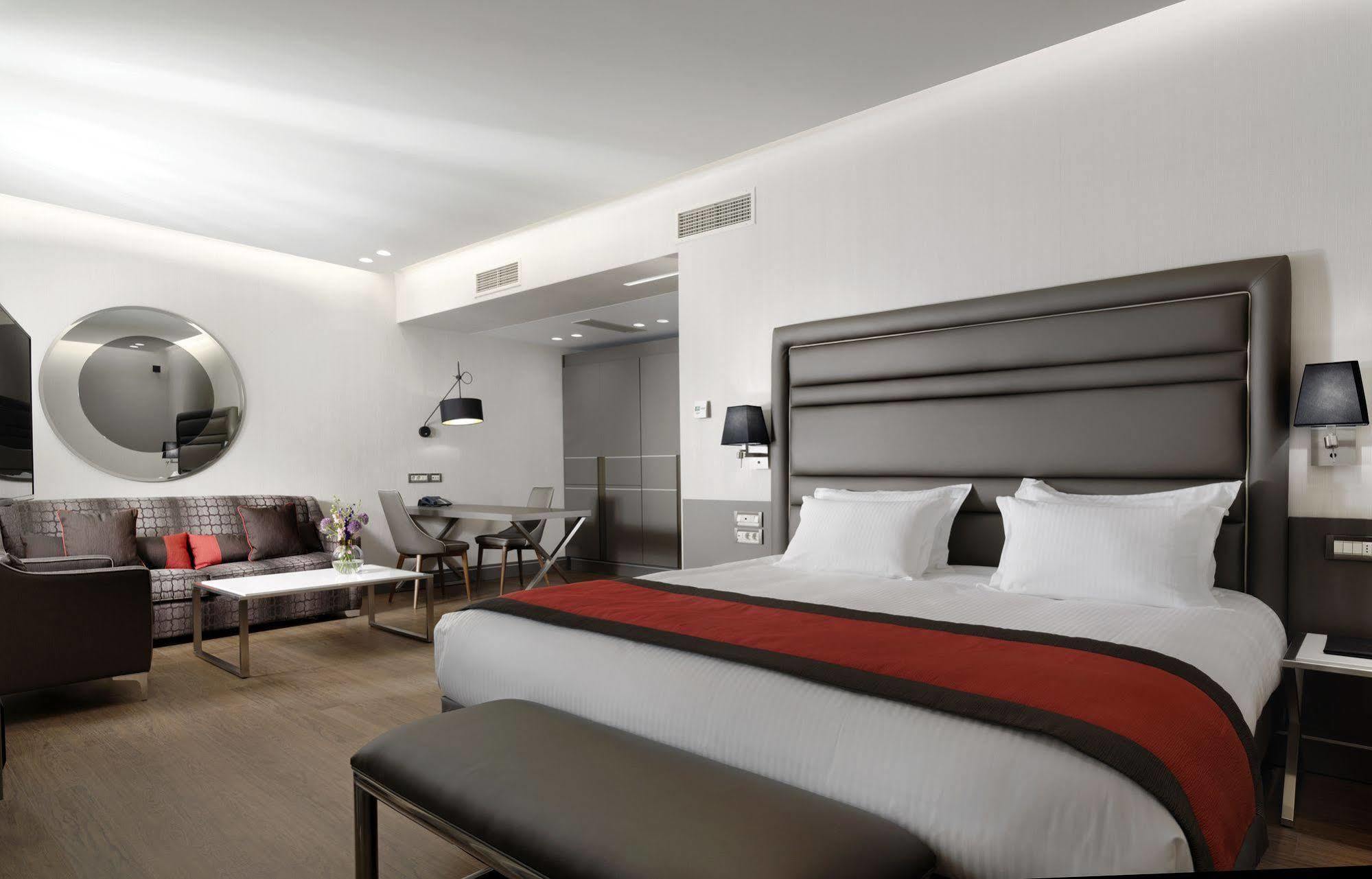 Holiday Suites Atenas Exterior foto